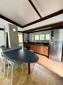 House on Camburi beach in a gated community with swimming pool - Image 5