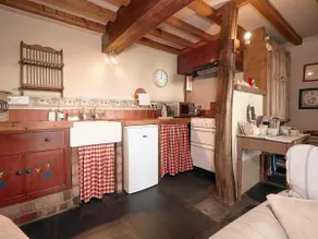 2 Bed in Keswick oc-sz057 - Image 5