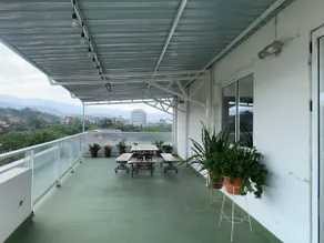 Venice Apartment - Image 2