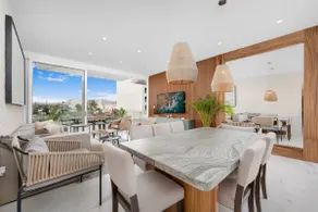 Downtown 3B/3BH apt near beach - Image 3
