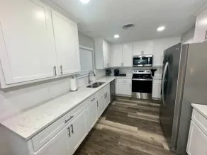 Close to Ft. Sill, Brand New. - Image 2
