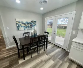 Close to Ft. Sill, Brand New. - Image 4