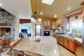 3BR dog friendly oasis with yard, amazing pool - Image 5