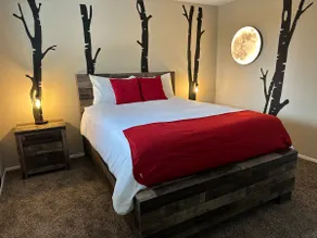 Newly Renovated with fire pit & home gym - Image 2