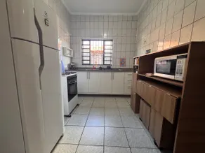 Near a park, A/C, pet-friendly backyard and garage - Image 4