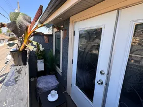Cozy Laneway House - Image 4
