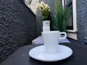 Cozy Laneway House - Image 3