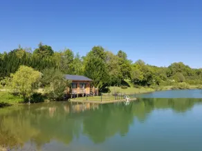 Chalet by the lake • absolute tranquility - Image 3