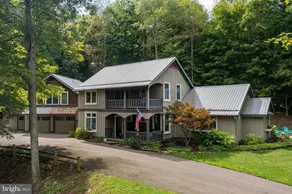 Elegant Home Away: Hot Tub/Game Room/Kid-Friendly - Image 2