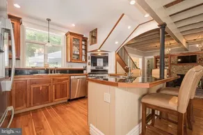 Elegant Home Away: Hot Tub/Game Room/Kid-Friendly - Image 5