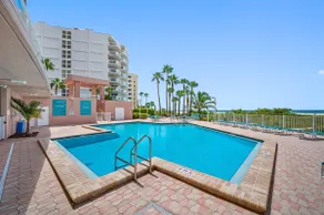 CBC 2-18F: Beach Front Escape, Book Now! - Image 2