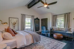 Luxury Franklin Farmhouse - Image 4