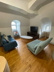 Manor - 2 bedroom apartment - 3rd floor - Image 4