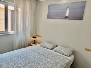 Central Family Flat • 500Mbps Fast Wi-Fi. - Image 3