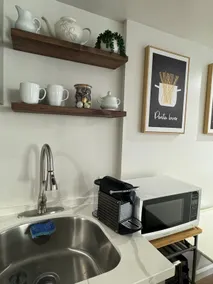 Private Modern Studio - Image 4