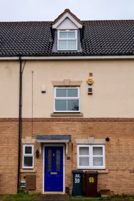 3 Spacious bedrooms Townhouse - Image 2