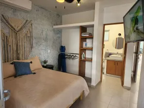 Studio 5 w/ kitchen, near the Marina, Pool & Wi-fi - Image 3