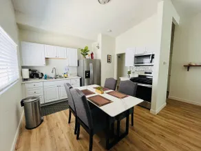 Escape to Costa Mesa - Image 5