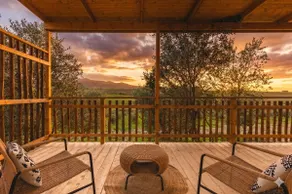 Mona Lisa Mirage Cabin ~ Le Fraine Glamping - Image 2