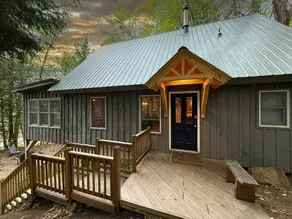 The Lakehome- ADK family getaway - Image 2