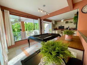 Wooded house in an upscale neighborhood - Image 2