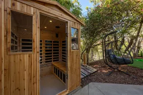 Sleeps 16 | Mini Golf, 2 Hot Tubs, Theater, Sauna - Image 4