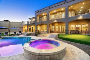 Amazing Views- Luxury 7 Bedroom with Pool/SPA - Image 3