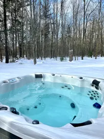 The Octagon | Hot tub, Gameroom & 2 miles to beach - Image 3