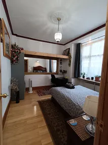 Spacious Self-contained Unit - Image 2