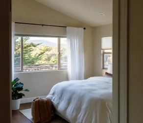 Home in Monterey Bay w/2 King Beds + 1 Twin - Image 4