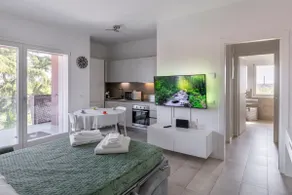 Foroni19 Apartment (15-minute walk to the center) - Image 5