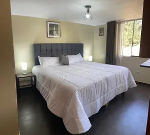 Cayma Apartment King Size Bed - Image 5