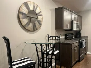 Comfy Family Friendly apt D - Image 5