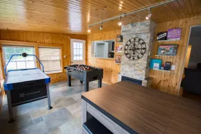 Discovery Retreat: Hot Tub, Firepit, Game Room - Image 5