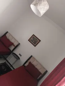 Quiet and secure family accommodation - Image 5