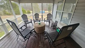 Providence Landing Guesthouse - Image 4