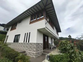 Group getaway with your pet in Jardín - Image 3