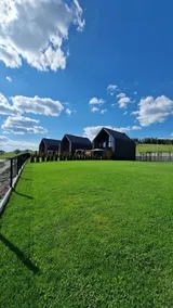 Barns with a View, Midway House - Image 2