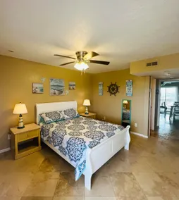 Waterfront Cozy Condo Near Major Industrial Sites - Image 2
