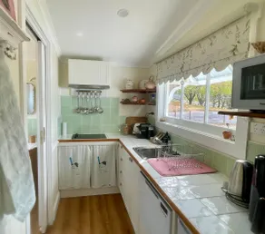 Maple Hill Cottage - Image 5