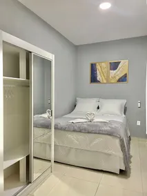 Flat House on Caminho da Praia - Image 3