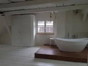 Historic spacious house. - Image 4