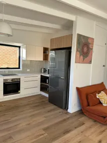 Burrill Lake View Holiday Cottage - Image 3