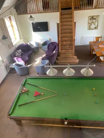 Religious Building. Snooker Table/Spacious - Image 2