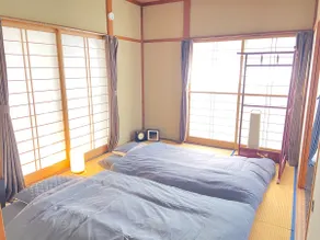 [Renovated old house for rent] Parking with surveillance cameras for good security/Nagaoka IC nearby - Image 2