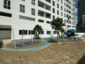 Livistona Luxe Apartment - Image 4