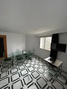 Spacious Appartement Franceville Tunis - Image 5