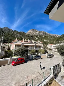 Detached villa in Turunç Bay - Image 3