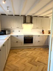 Cotswold Cottage,near Burford, Diddly, Farmers Dog - Image 3