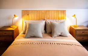 Self-contained gorgeous Flat. - Image 2